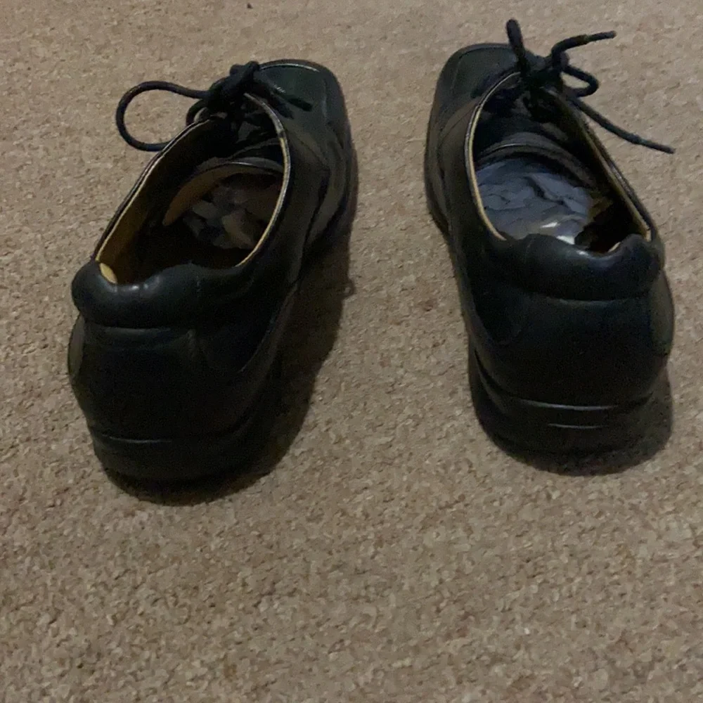 Hush puppies black size 11 US - Picture 4 of 6